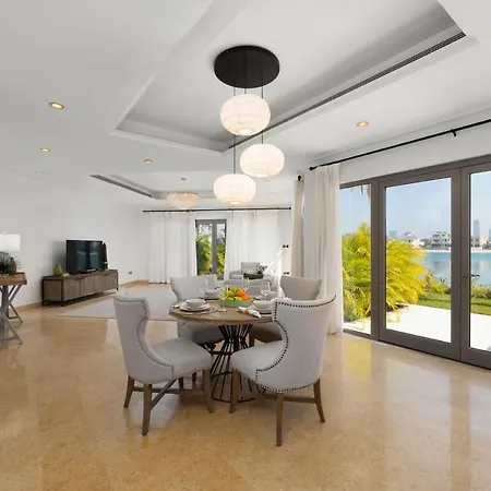 Maison Privee - Exclusive Villa With Private Pool, Garden & Beach Dubai Exterior photo