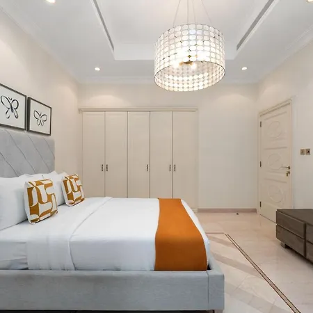 Maison Privee - Exclusive Villa With Private Pool, Garden & Beach Dubai Exterior photo
