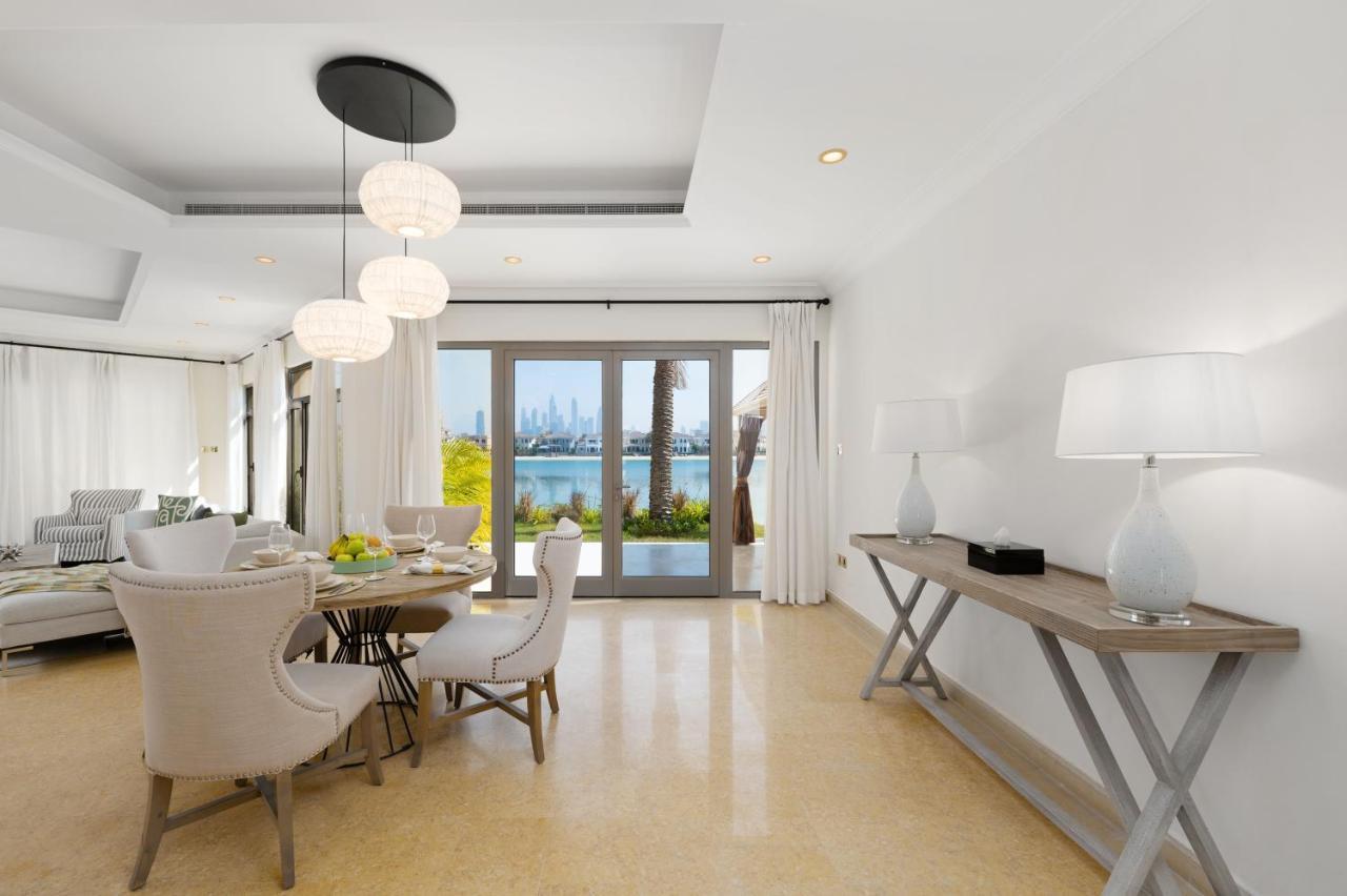 Maison Privee - Exclusive With Private Pool, Garden & Dubaï